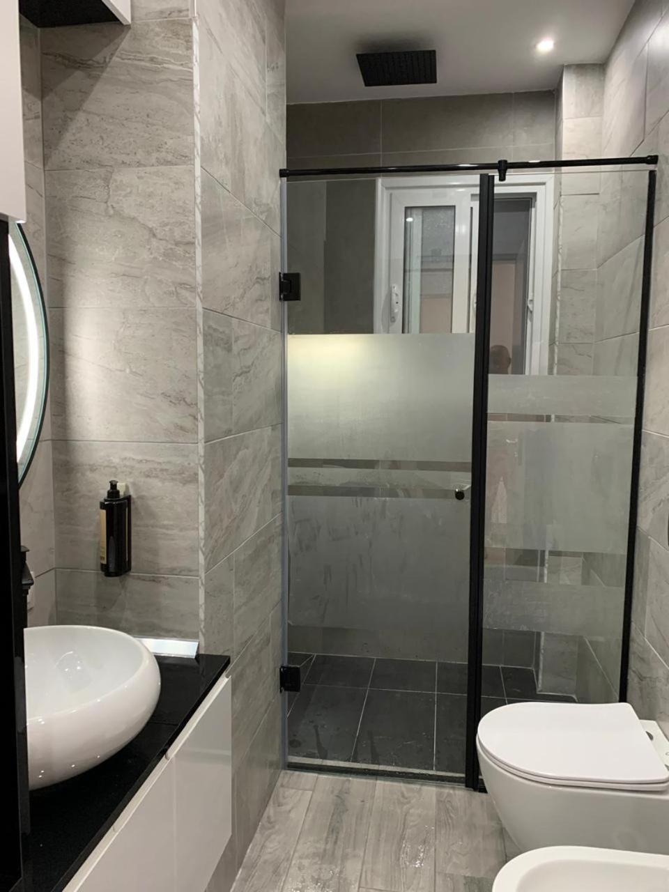 New Valona Apartment City Center Vlorë Εξωτερικό φωτογραφία